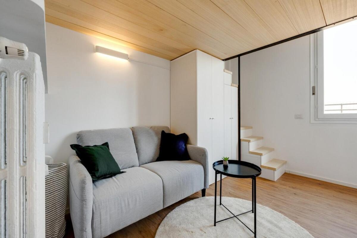 Homeby, Cozy Penthouse Apartment มิลาน ภายนอก รูปภาพ