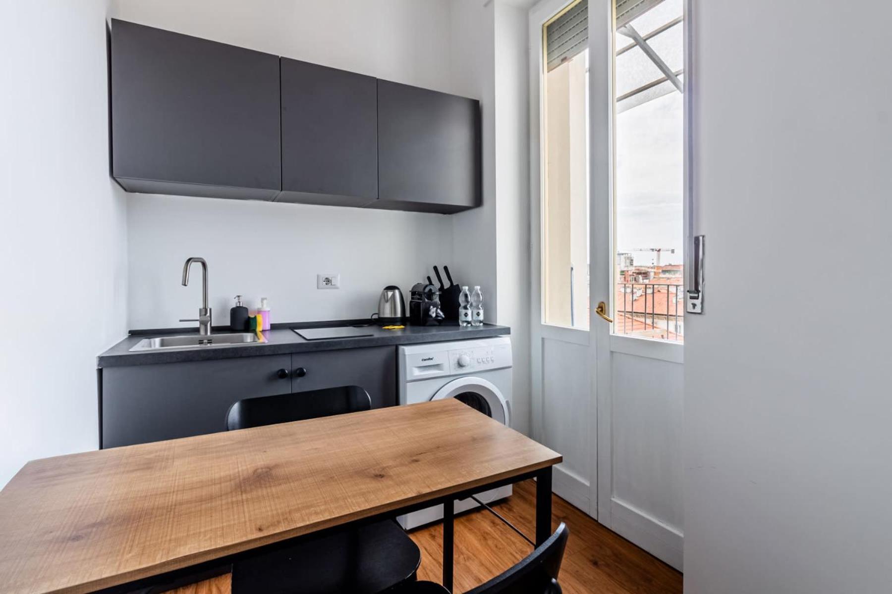 Homeby, Cozy Penthouse Apartment มิลาน ภายนอก รูปภาพ